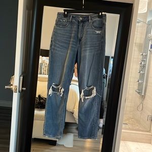American Eagle Mom Jean- Size 8